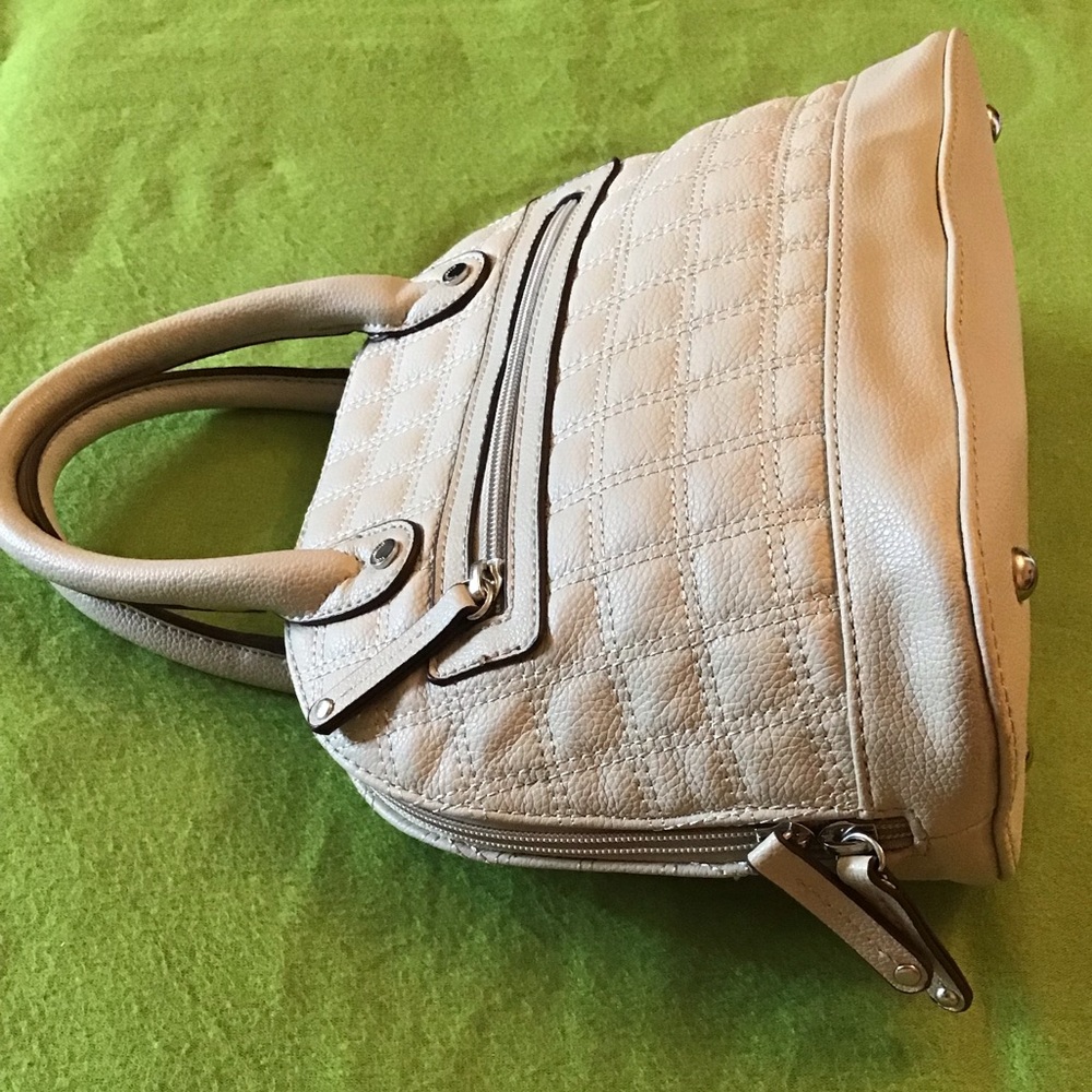 Tignanello Cream Leather Handbag New without Tags - Picture 11 of 16